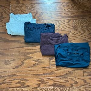 Lululemon 4-pack Size Large t-shirt